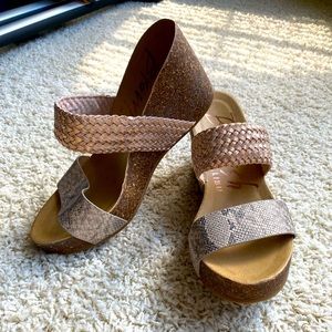 Blowfish low wedge sandals